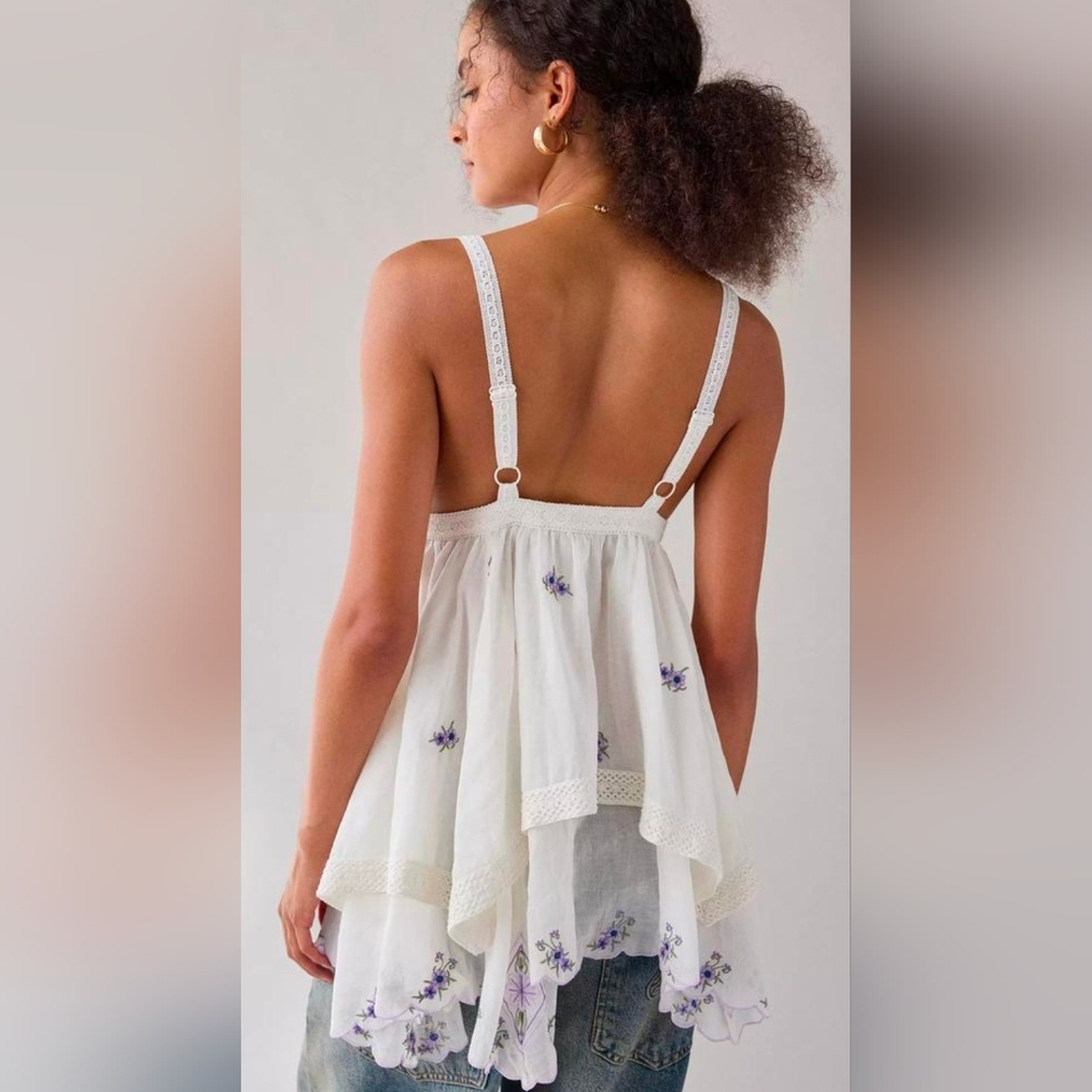 Kimchi Blue Song For Love Tiered Babydoll Floral Tunic Tank - Picture 3 of 8